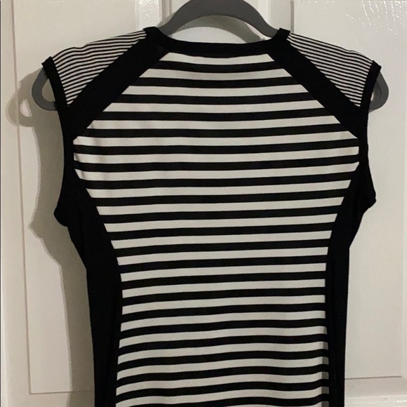 Dress - Picture 3 of 5